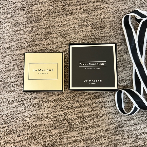 Jo Malone London Pomegranate Noir Home Candle - Picture 4 of 5